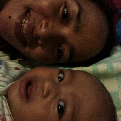 dewisartik6806's profile picture.