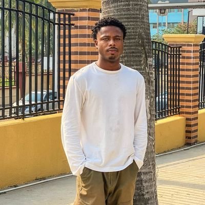 God is with me
(Crypto Trader | Entrepreneur | Digital Marketer)