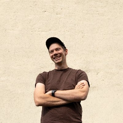 Helping Blender artists reach new worlds. Co-founder @PhysicalAddons (PSA, PCO, POW). Sharing what works – and what doesn’t – from the inside.