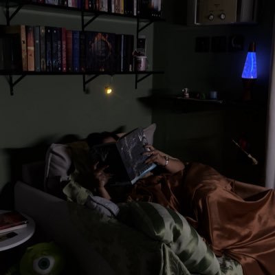 arazaodeler's profile picture. ✠