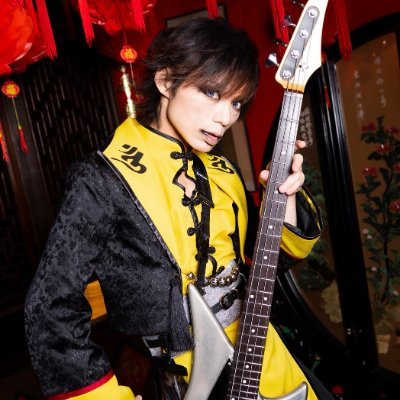 メトロノーム 結成27年目 https://t.co/CbxG63RsAQ ソロやサポート色々やってます。RIU official web→https://t.co/evr5nFDnCR 活動詳細→https://t.co/6reNw0vaz5 メンバーシップ→https://t.co/0z6HiBWoEv