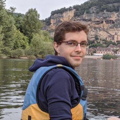 Fabrice652298's profile picture. 