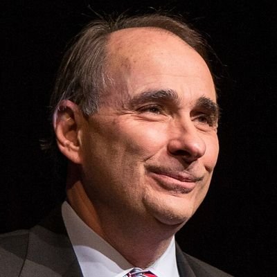 Founder, #UChiPolitics; Chief Political Analyst for #CNN. Author, Believer: My Forty Years in Politics. Host of The Axe Files & Hacks on Tap podcasts.