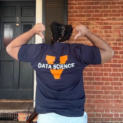 UVA ‘26 MSDS Student 🧡⚔️💙 | UVA Range Resident 🏛️ | UVA NSDPI Research Assistant 💻🛡️| MSDS Residential Admissions Ambassador 🌟 | IBM Qiskit Advocate ⚛️