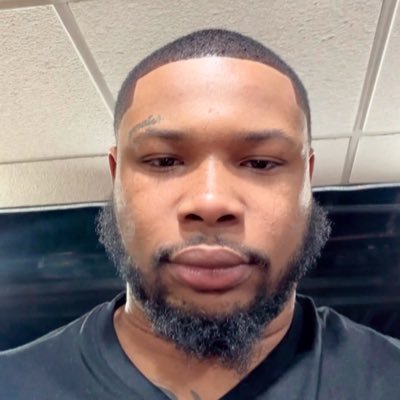 Da CREAM MASTER 😊🔥😎🥳🥳🤪 main twitter @VtaeeFrmEc Females ONLY ‼️