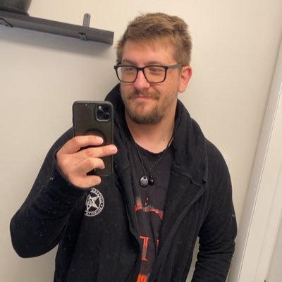 27, He/Him, former drummer for Junexa, horror fan, metalhead, gamer and shitposter. 🖤Rachel🖤