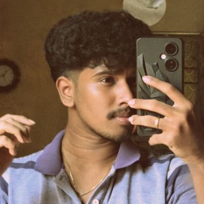 fm_suii's profile picture. just a Manchester United fan and rest you know 🚶🚶