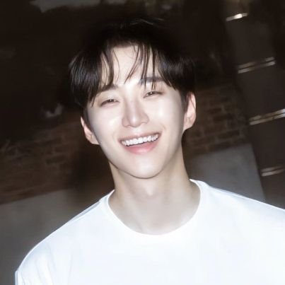 ❤️준호❤️LEEJUNHO❤️모든계절은 이준호 계절이 되길 응원할께🙏🌻늦덕이지만 이준호만 봐요🥰누구나 팔로우환영해요🫶