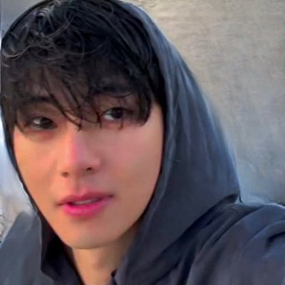 AtaldaNaiSouza's profile picture. | utt: V e JK 💚🐻🐰💜