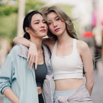 Primrose_LO's profile picture. Fans of Lingling Kwong and Orm Kornnaphat 💜 •I’ll follow you back• @primrose516 back up account