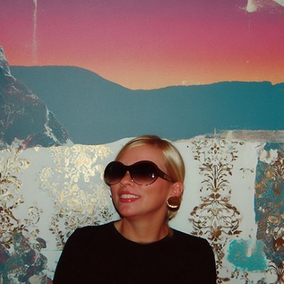 artist, mum, librarian & curious soul, BA fine art /
previous life: corporate designer, commercial photographer, flight attendant, queen of the 90s dancefloor