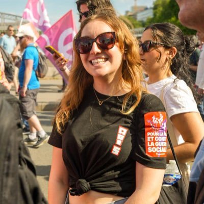 Co-animatrice du GA Elancourt @franceinsoumise 🔻 | Syndicaliste étudiante @AGIS_Sgel ✊ | Féministe intersectionnelle 💜
