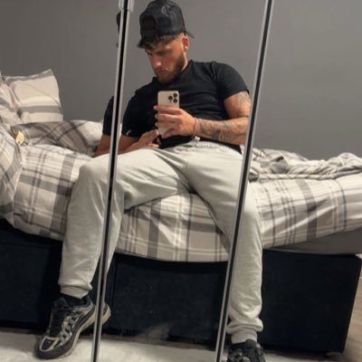 Tesco boy 😈💕 with a big package and zero limits 😏💦