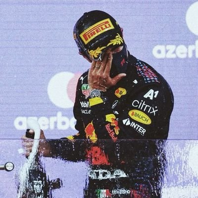 SrWick01's profile picture. 