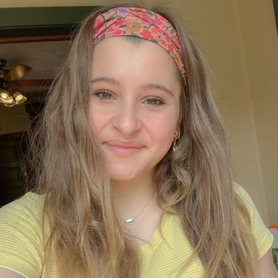 GoldsStarr67737's profile picture. 