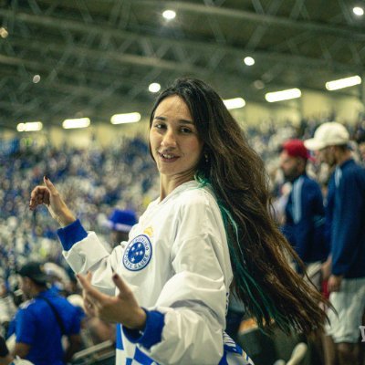 Mineirinha perdida em SP.
CRUZEIRO ESPORTE CLUBE = Minha religião e minha maior paixão.
Falo coisas sem sentido e boberinhas por aqui