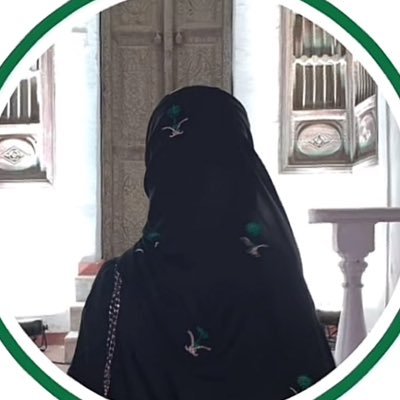 la4xxx's profile picture. EEPH’23 || world 67th best university student