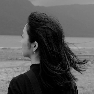 yurikulu_design's profile picture. graphic, web, UI, 3DCG Design | 出版社でメディア・コンテンツを扱う会社のデザイナー📚
アート鑑賞の記録や個人制作などをつぶやいたりします🚩デザインスタイル模索中✏️