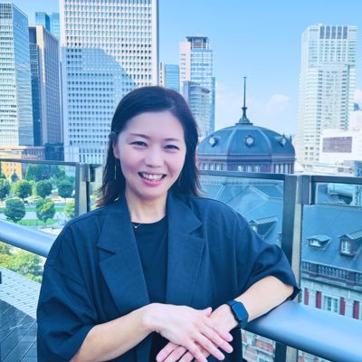 💎高級感のある美容系デザインが得意⌇10年間ジュエリー業界で接客経験⌇オンラインショップ運営8年の経験からお客様の理想をカタチにします💎Canva⌇Photoshop⌇STUDIO⌇📩デザインのご依頼・ご相談はLINE or DMから💎公式LINE: https://t.co/jKSFqUJQcr