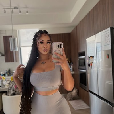 mommastaic's profile picture. sweet and soul