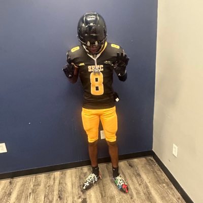 | South Florida Technical College | Student Athlete📚 | POS: WR, FS, DB #8| 6’0 165 lbs| Email jajuanlouis@gmail.com