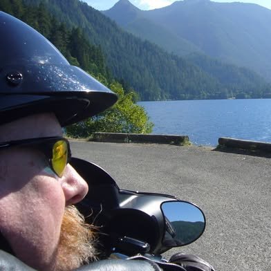 Software dev retired, very amateur photographer. Cats, Harleys, 2A, bowhunting, guitars, nerdy stuff. Bullshit DMs = instant block.
