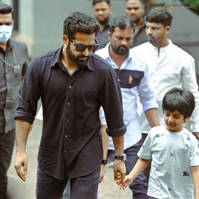 @tarak9999🙇🏻🔥
#NTRNeel🐉#Devara2🌊#NTRNelson💥 #NTRTrivikram🦚⚜️