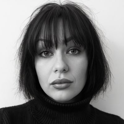 Situationist Roma. Editor @TheZineUK. Called a Communist Race Traitor by the Far Right. Anti-Racist, Anti Fascist Chairwoman. #CPB