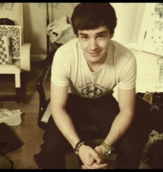 BringMeToLiam's profile picture. 