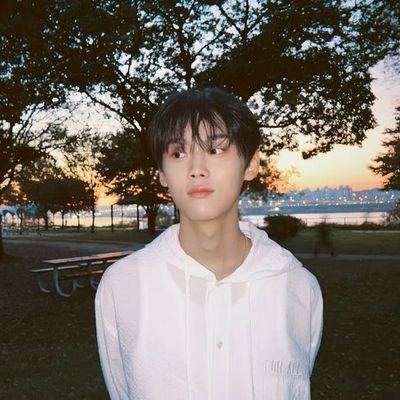 softbellrain's profile picture. Ксю 18
вона/її
присутня ненормативна лексика;
istj-a, енхартка, вілен, піс, стей, айкон
