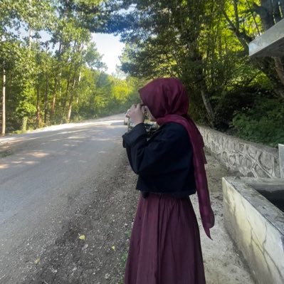 Astrolojiye ilgili bir profil 🌍✈