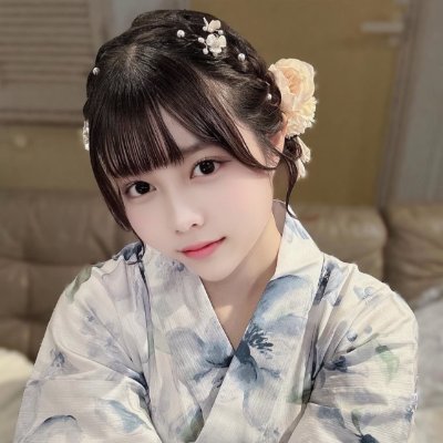 AitanaHard42681's profile picture. 飲食店で働く20才、副業はピンサロで、彼氏できたら一緒に映画とか行きたいなって思ってる