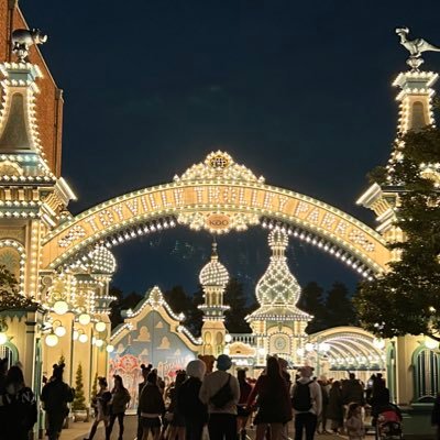 suzuran739's profile picture. 18↑ あんスタ・ツイステ・刀剣乱舞・2.5次元が特に大好きです！！絵師様素晴らしい絵をありがとうございます✨その他好 きな作品はリトリンに書いてあります〜https://t.co/Gt77a2PPgl