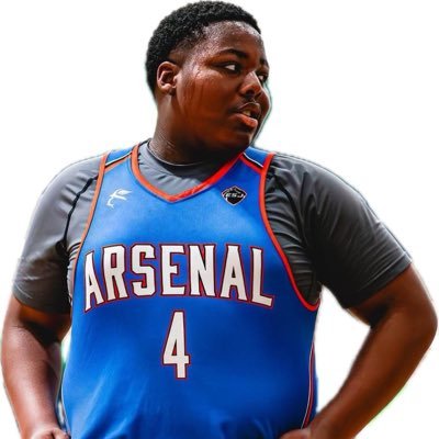 Salesian College Prep. HS (Richmond, Ca) ✝️ c/o ‘29 | 6’1 🏈 O-Line & D Tackle 🏀 Power Forward/Center| GPA: 3.7 | IG: mxkinleyy_