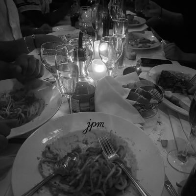 jpm__2's profile picture. i like you and caws