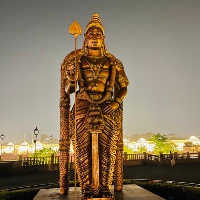 🔱ॐ नमो भवाय शर्वाय रुद्राय वरदाय च। पशूनां पतये नित्यमुग्राय च कपर्दिने॥🔱
