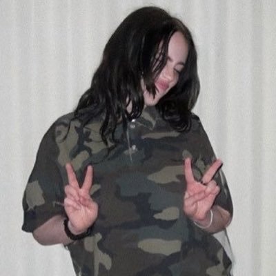 lil peep lover ˖ ݁𖥔 ݁˖ 𐙚 ˖ ݁𖥔 ݁˖ saw billie & nessa ✮⋆˙ g59 ⋆˙