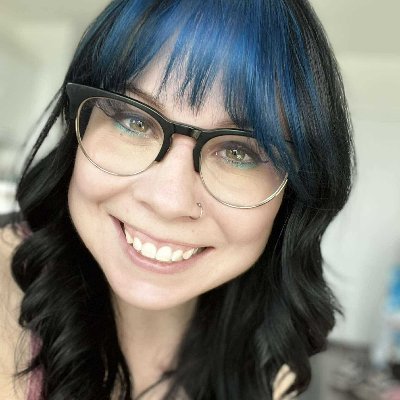 YA fantasy author ✨ Horror aficionado 💀 Two-time finalist of Voyage YA writing contests ✍️ Columbia Publishing Course Alumna '21 📚