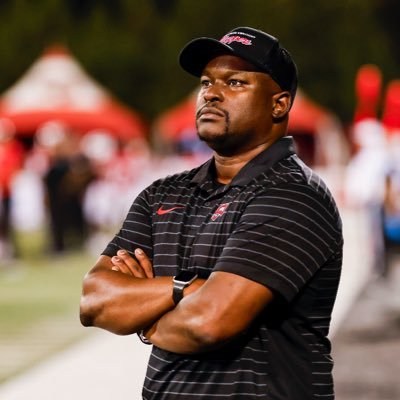 God Fearing, Father, US Navy (Ret.), 🏈 Director of Player Personnel for @WKUFootball #GoTops