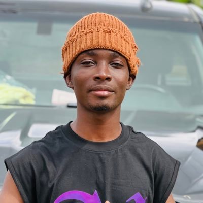 An oddly creative guy,
always cooking dope contents.
Creative Director | Visual Designer