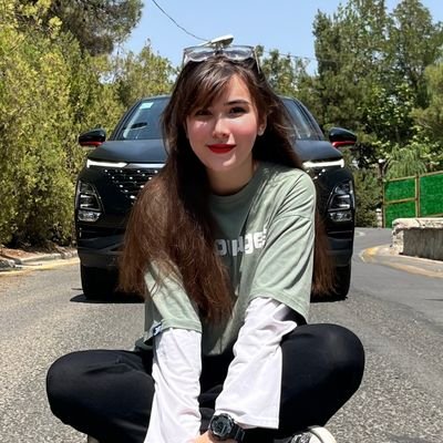 این کاربر در انیمه و کتاب ها زندگی میکند لطفا از دنیای واقعی مزاحم نشید.
.
مامان یه طوطی آبی
.
Performance Specialist👩🏻💻