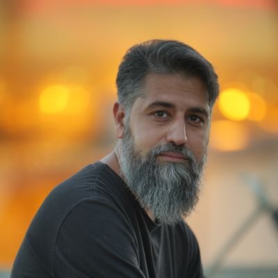 پیج دوم
(دوست دارم انقلابی باشم و انقلابی هارو دوست دارم )
التماس دعای شهادت