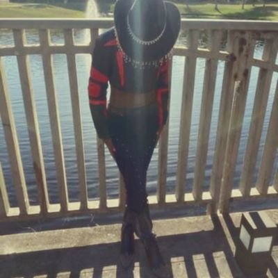 Demonte181's profile picture. I Live My Life Through Fashion 💫