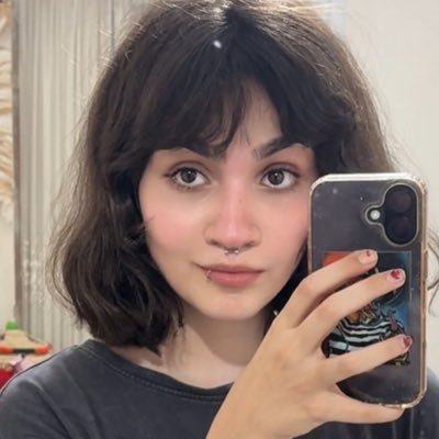 agender with dig bick energy🌚your bully's bully 🏳️🌈 ironically chronically online