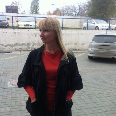 ChloeL95647's profile picture. 