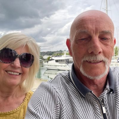 Tonybull336908's profile picture. 