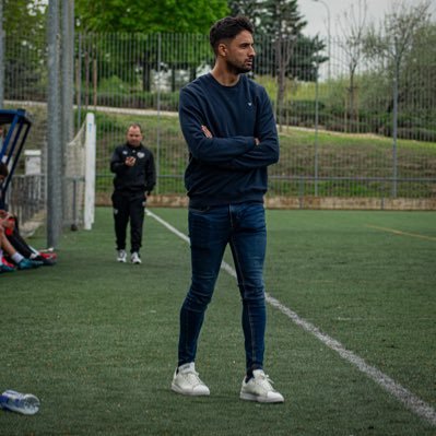 Entrenador de fútbol.                   ⚽️ Juvenil B CD Canillas           🧤EdP Periso CF