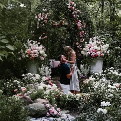 honeymoan911's profile picture. honeymoan