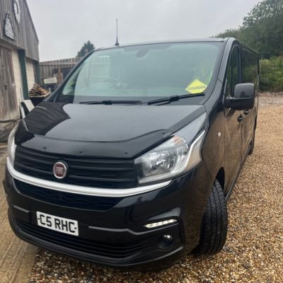 Reliable, professional personal courier services based in Swindon. Small item specialist. Just “Call Rob” on 07880 714709