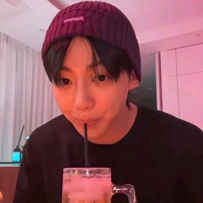 tudo bem acreditar, essa loja mágica vai te confortar. ⋆˚࿔ 𝚓𝚔'𝚜 𝜗𝜚˚⋆ ⠀⠀⠀ ⠀⠀ ⠀⠀ ⠀⠀ ⠀⠀ ⠀⠀ ⠀⠀